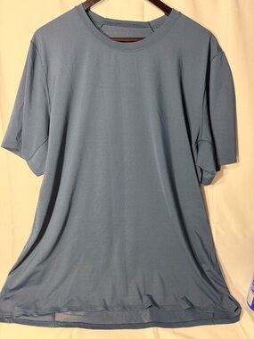 Lululemon All Terrain Short Sleeve Blue Reflective Mens XXL athletic tee